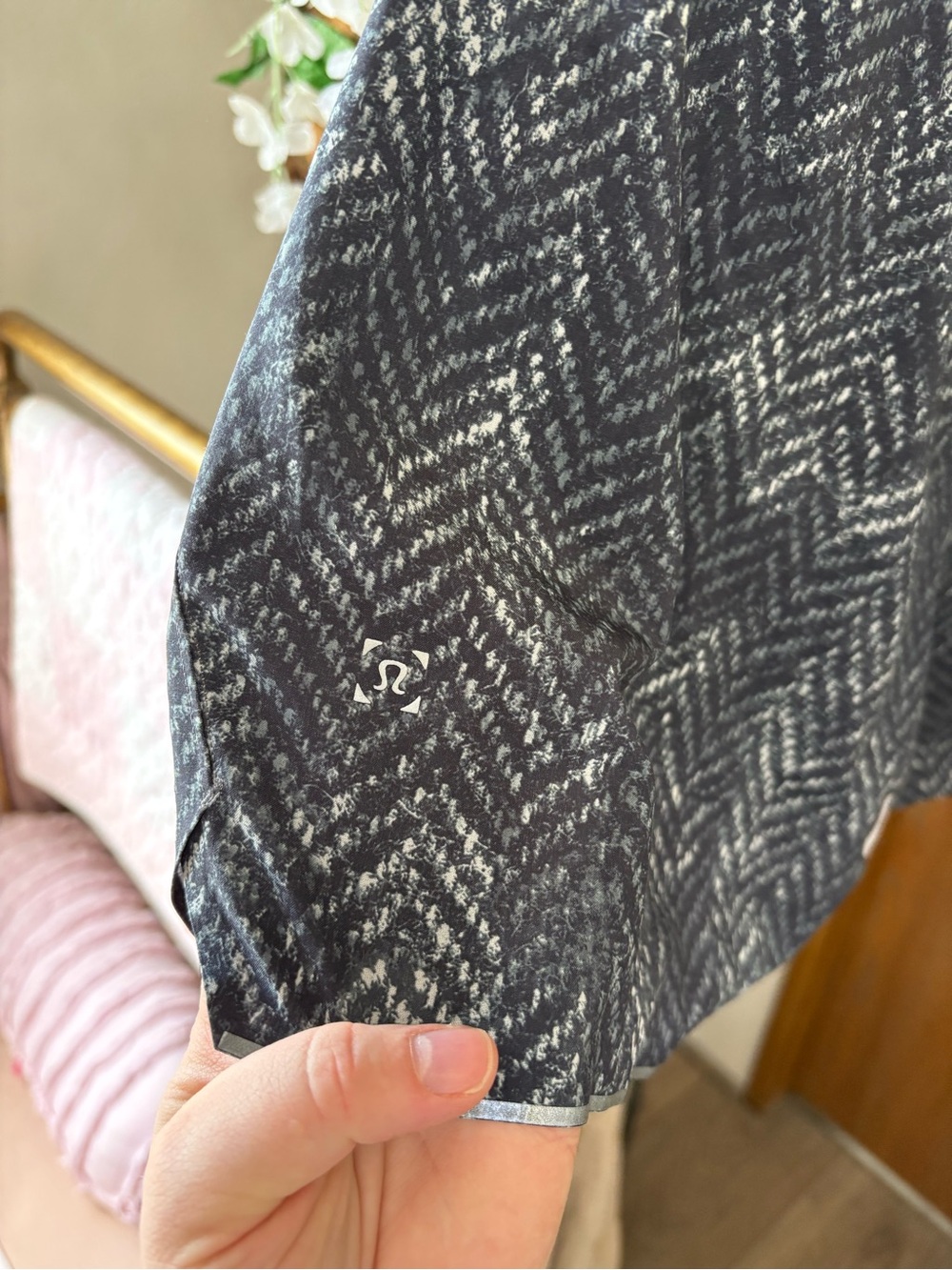 lululemon Surge Short 6" Bleached Herringbone Multi - Black & White - Picture 10 of 11